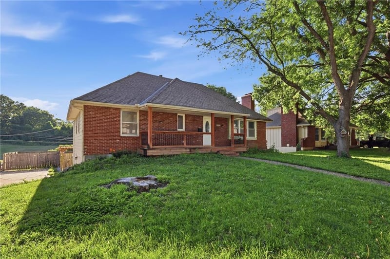 3404 Grand Ave, Independence, MO 64055