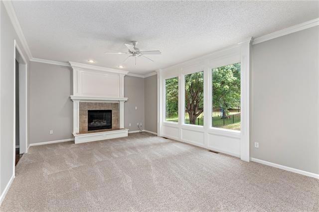 21715 96th St, Lenexa, KS 66220