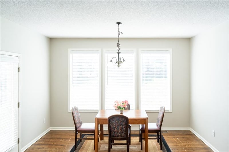 21715 W 96th St, Lenexa, KS 66220