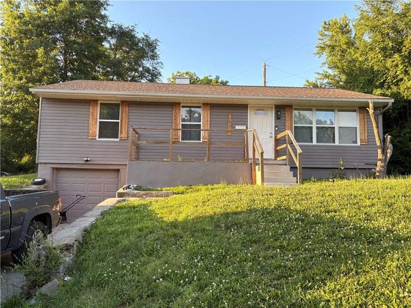 4814 Richmond Ave, Kansas City, KS 66102