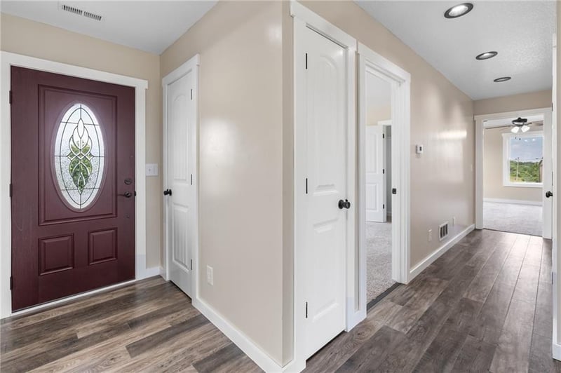 113 Westwood Dr, Gallatin, MO 64640