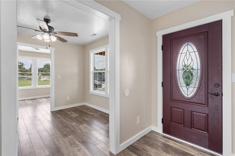 113 Westwood Dr, Gallatin, MO 64640