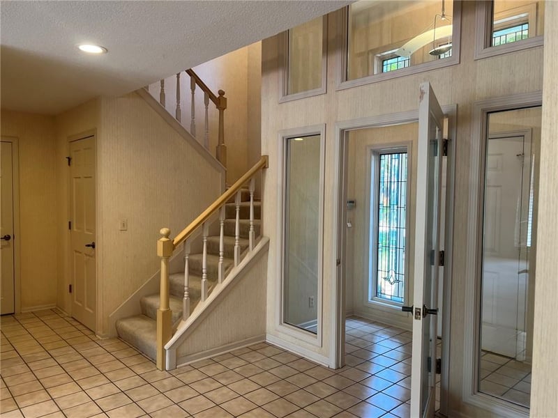12308 Delmar St, Leawood, KS 66209