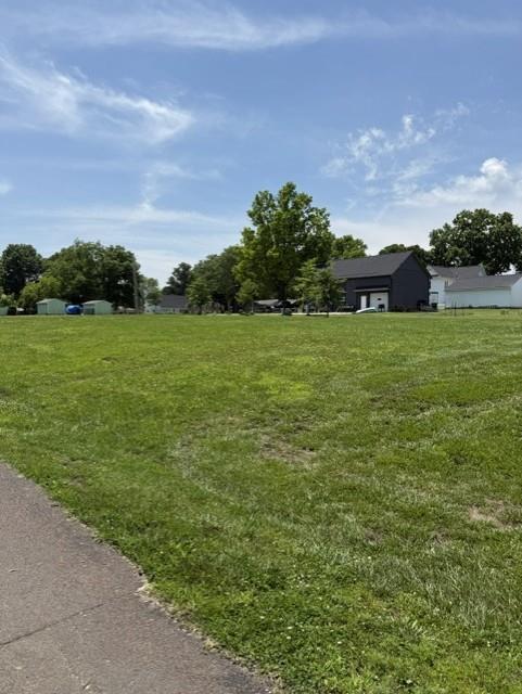 501 Jefferson Ave, East Lynne, MO 64743
