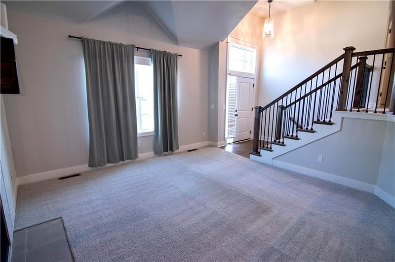3919 Valley Forge Dr, Blue Springs, MO 64014