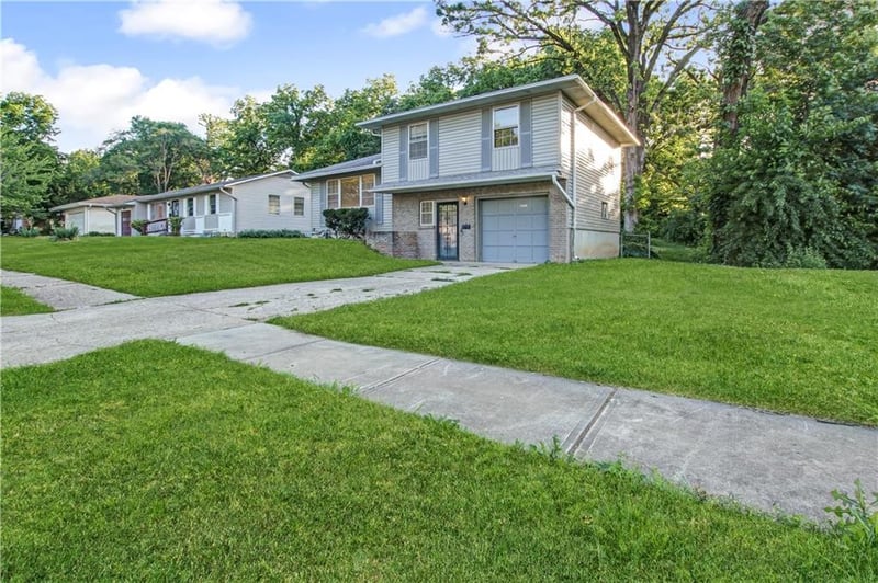 1326 62nd Pl, Kansas City, KS 66102
