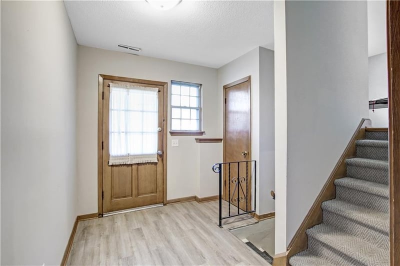 1326 62nd Pl, Kansas City, KS 66102