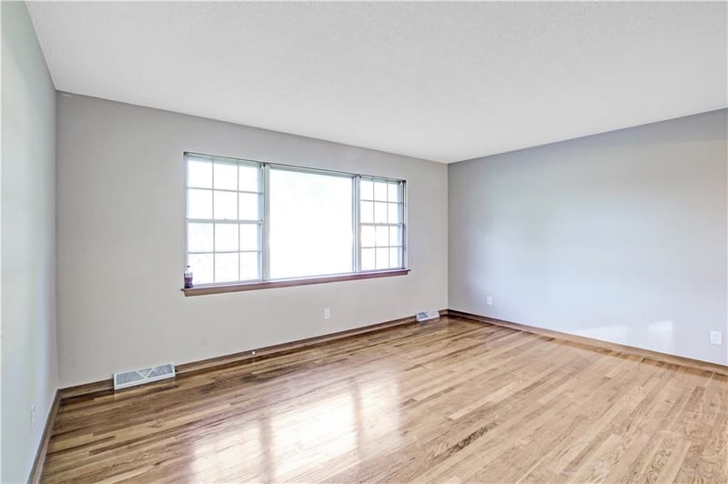1326 62nd Pl, Kansas City, KS 66102