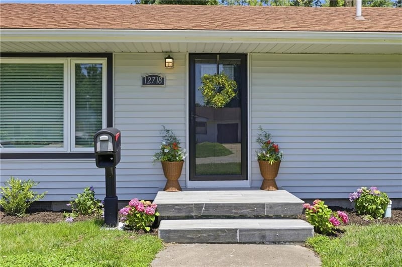 12718 92 St, Lenexa, KS 66215