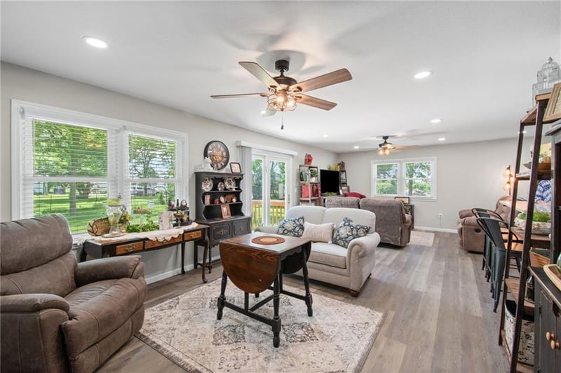 1205 5th Ter, Cameron, MO 64429