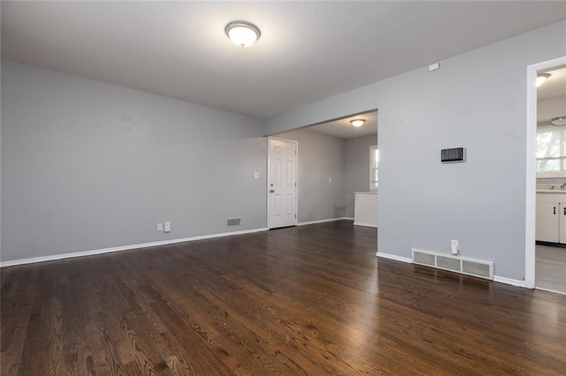 4837 Evanston Ave, Kansas City, MO 64133