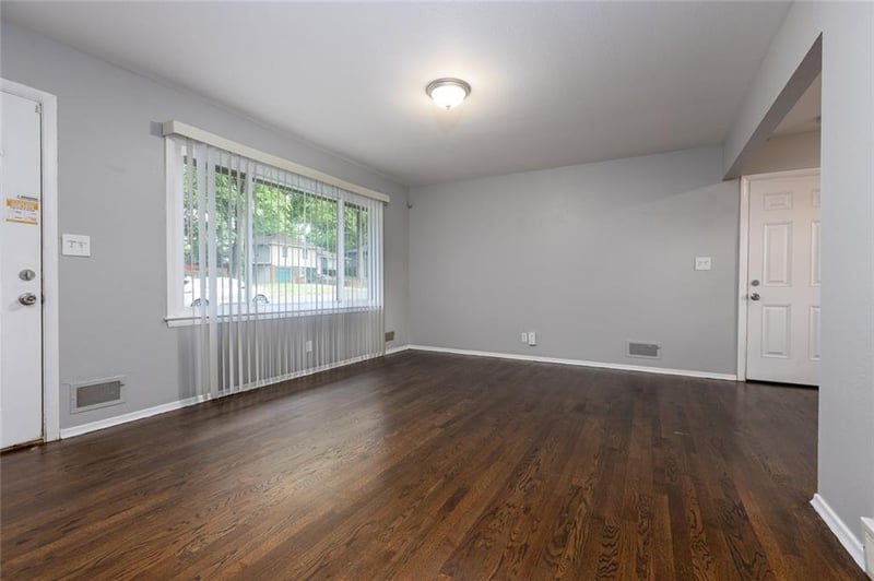 4837 Evanston Ave, Kansas City, MO 64133