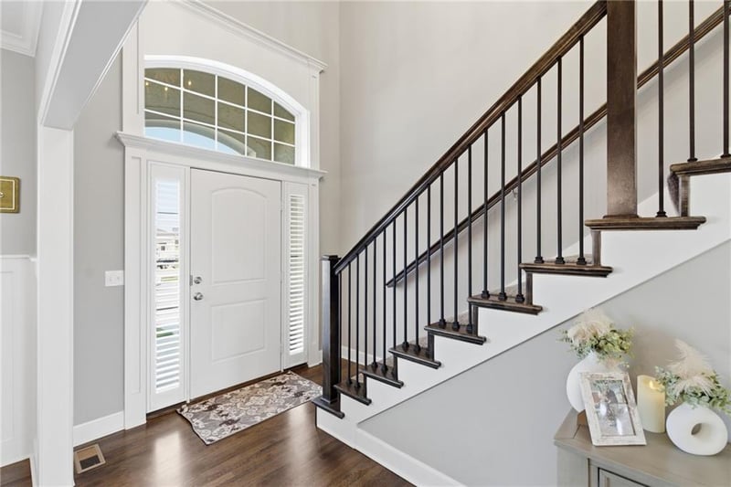 9305 98th Ter, Kansas City, MO 64157
