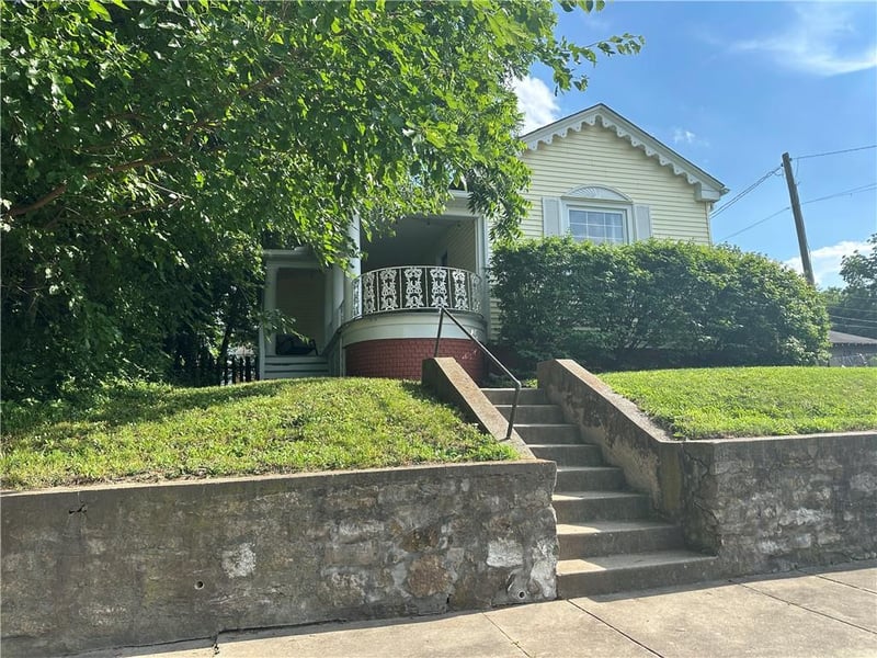 1501 Franklin Ave, Lexington, MO 64067