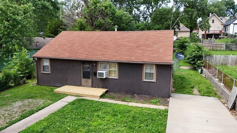 1262 Lowell Ave, Kansas City, KS 66102