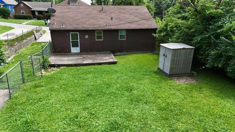 1262 Lowell Ave, Kansas City, KS 66102