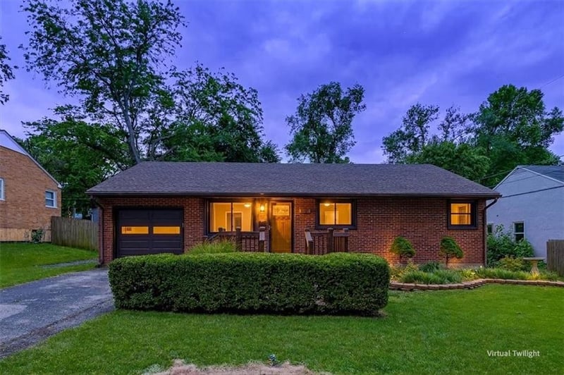 6305 82nd Ter, Overland Park, KS 66204