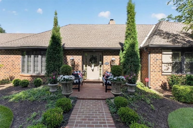 8301 Roe Ave, Prairie Village, KS 66207