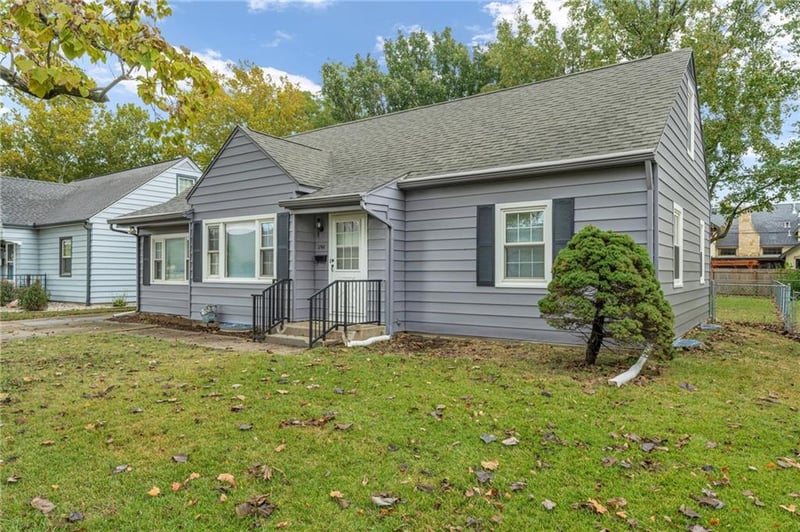1744 Atwood Ave, Topeka, KS 66604