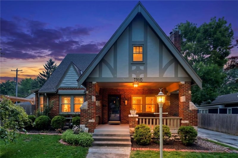 7310 Mercier St, Kansas City, MO 64114
