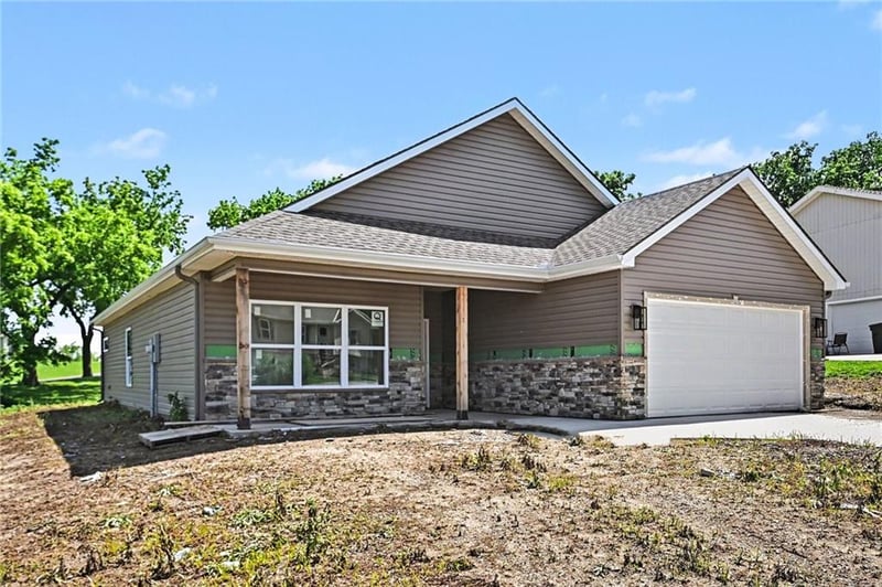1007 Moore Dr, Plattsburg, MO 64477