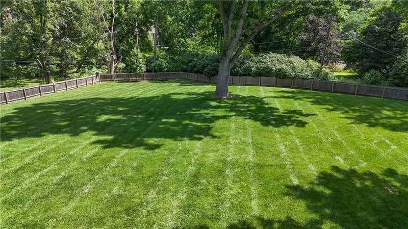2444 W 103rd St, Leawood, KS 66206