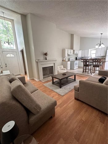 9516 Manning Ave, Kansas City, MO 64134