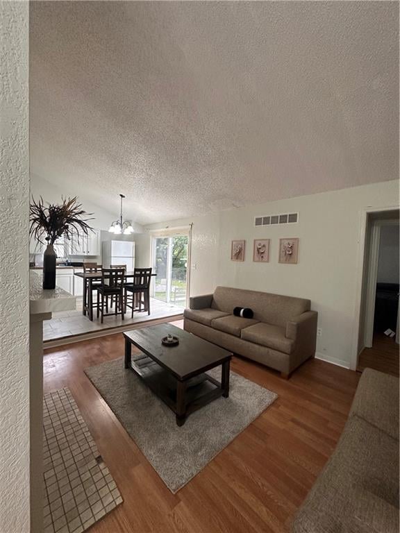9516 Manning Ave, Kansas City, MO 64134