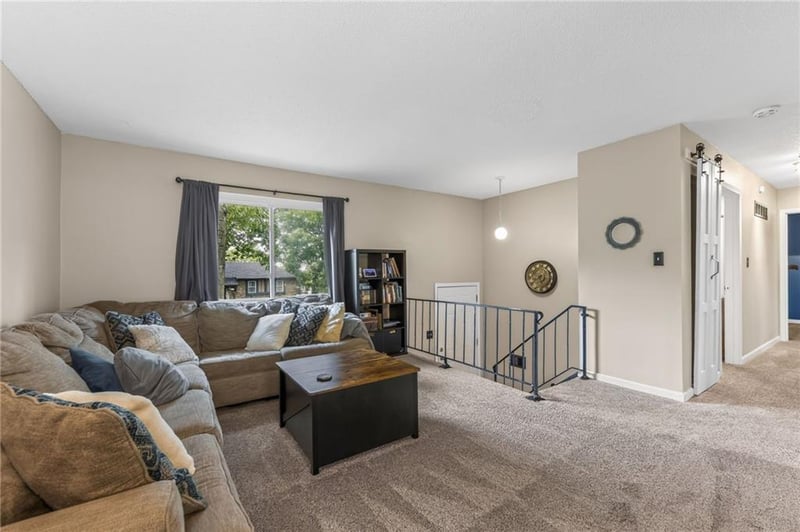 1100 Canterbury Rd, Blue Springs, MO 64015