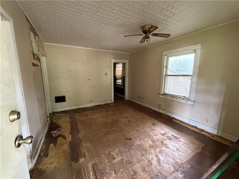 5224 Scarritt Ave, Kansas City, MO 64123