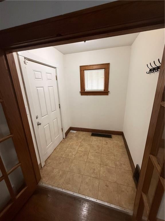 1220 Ash Ave, Independence, MO 64052
