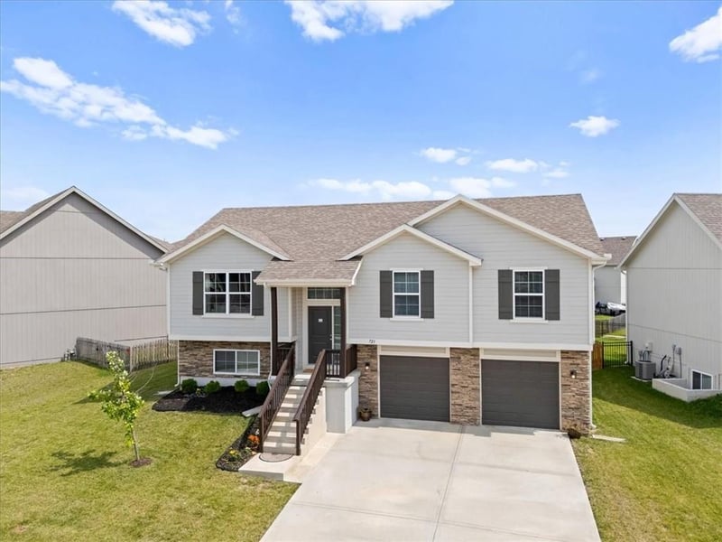 723 Connor St, Belton, MO 64012