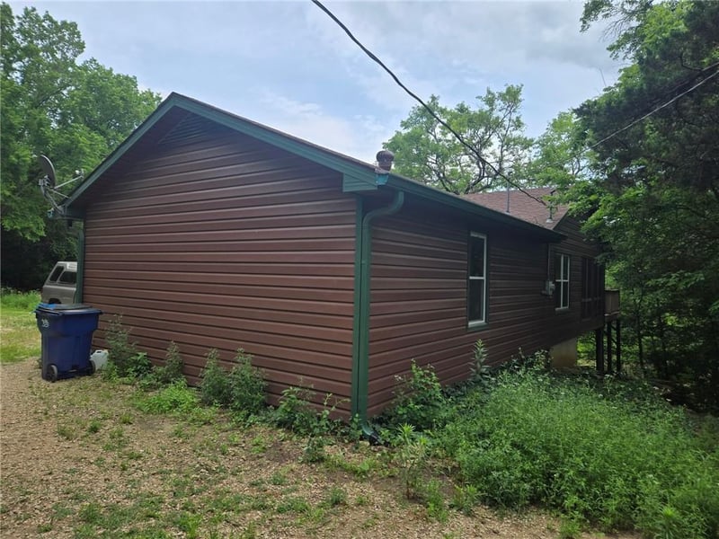1619 E 318th Rd, Lecompton, KS 66050