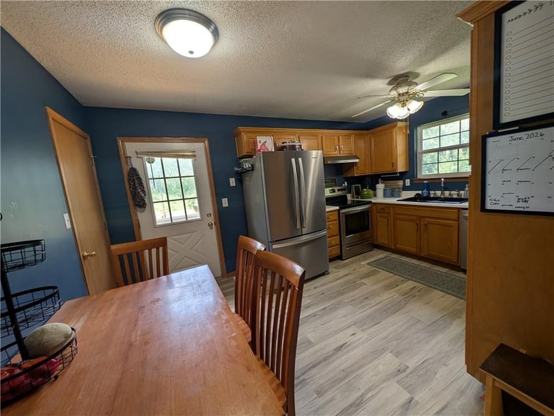 19218 Ponca Dr, Independence, MO 64056