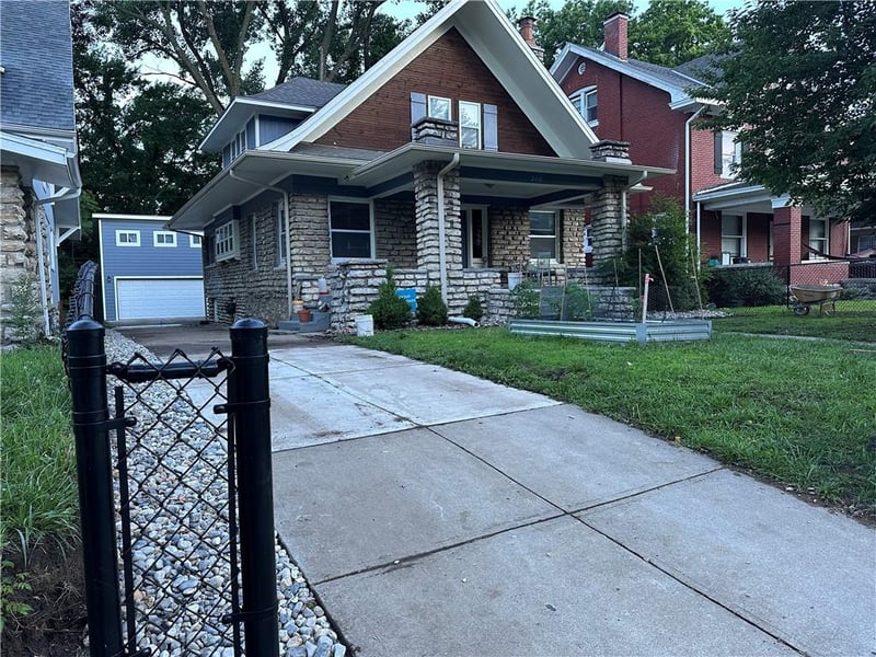 3416 Benton Ave, Kansas City, MO 64128