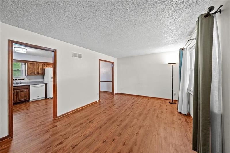 14805 Bradley Dr, Olathe, KS 66062