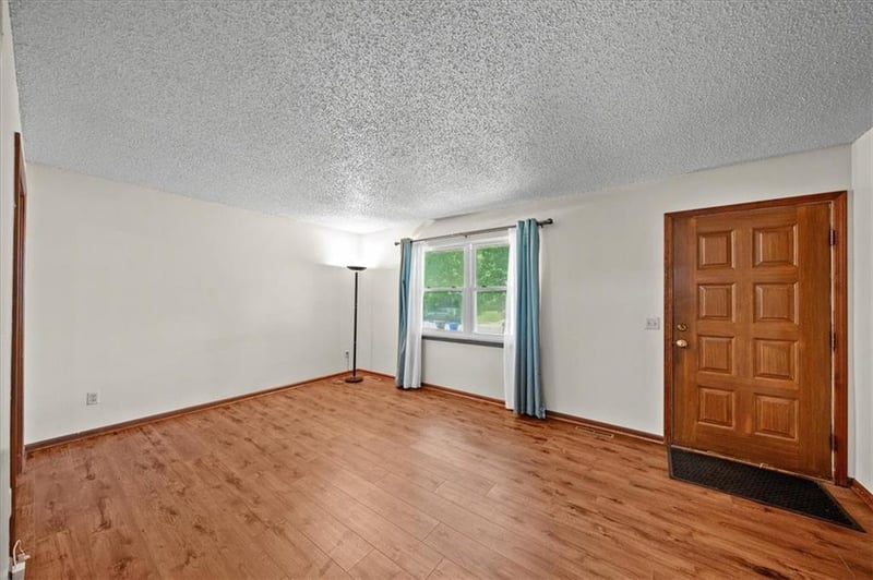 14805 Bradley Dr, Olathe, KS 66062