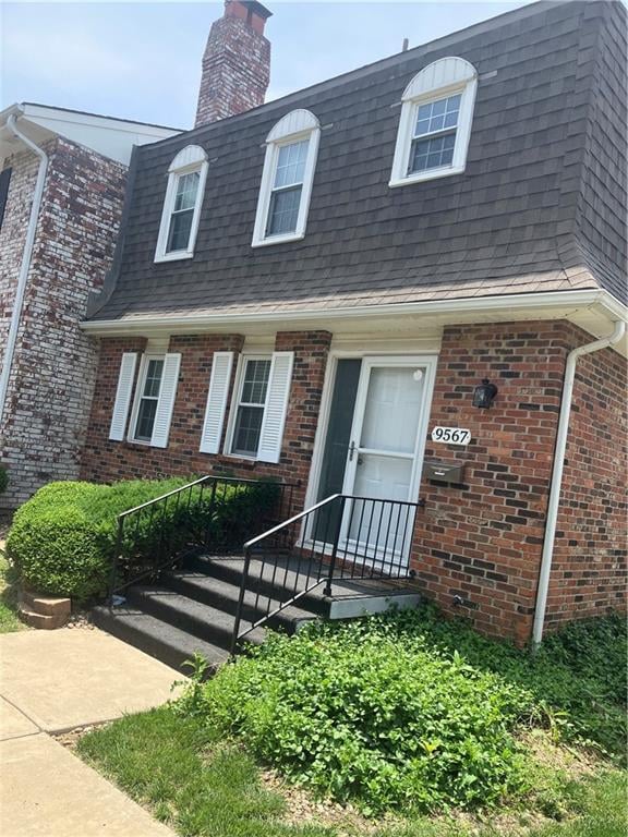 9567 Perry Ln, Overland Park, KS 66212