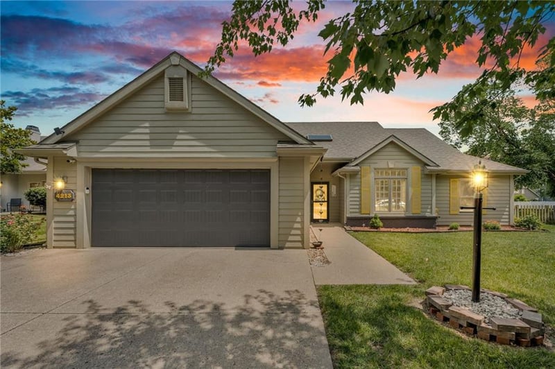 4213 Goldfield St, Lawrence, KS 66049