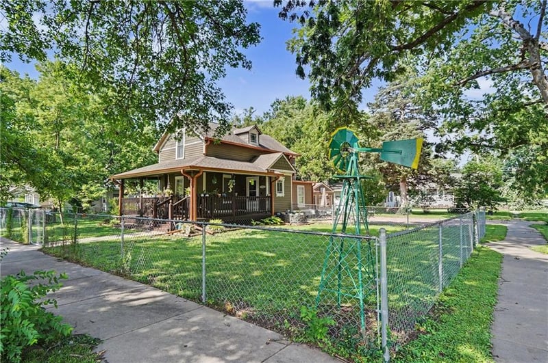 506 Poplar St, Ottawa, KS 66067