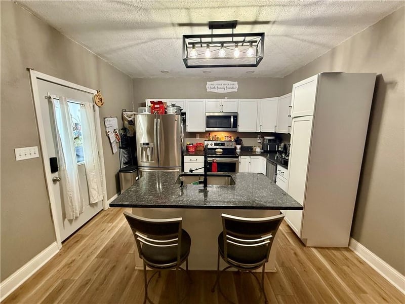 1113 18th St, St Joseph, MO 64501