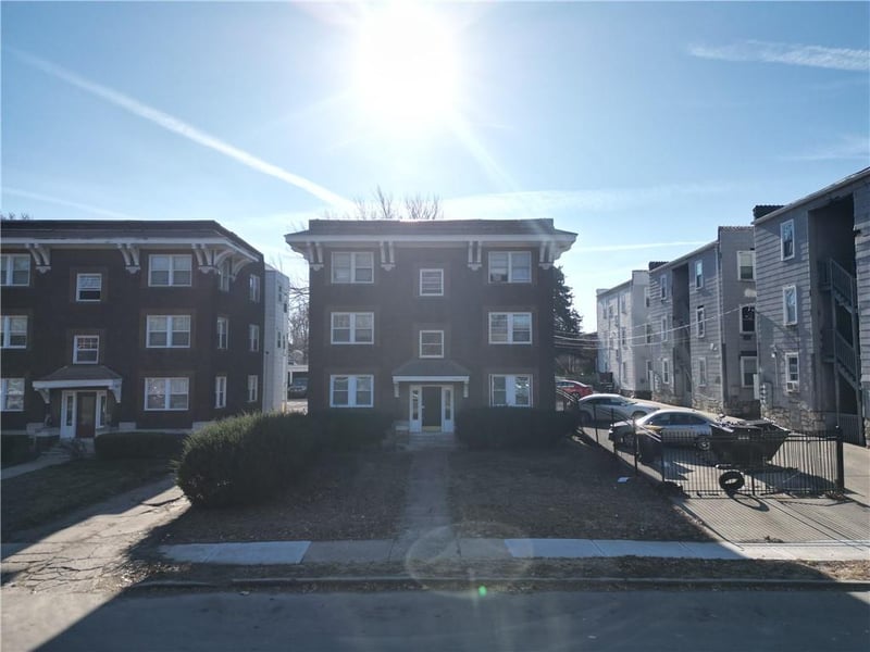 3909 Scarritt Ave, Kansas City, MO 64123