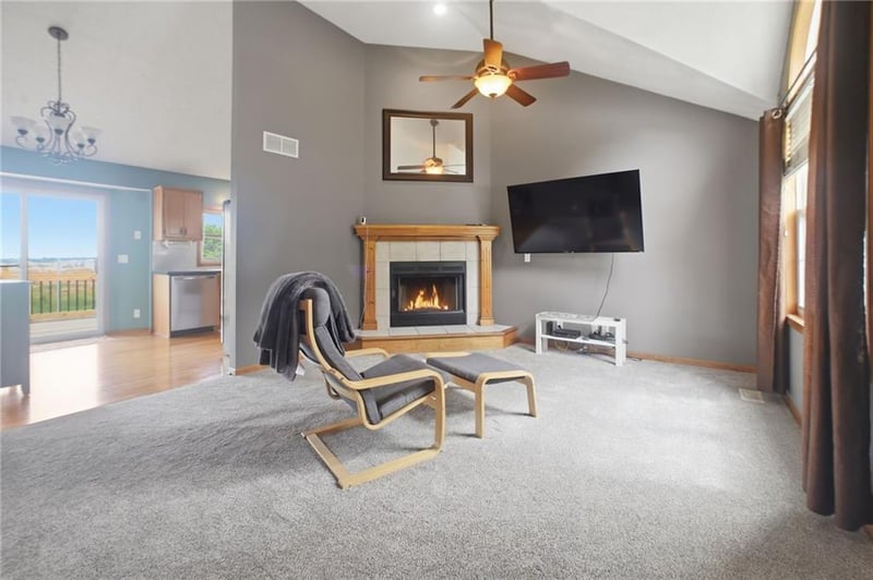 11131 Lewis Ave, Kansas City, MO 64157