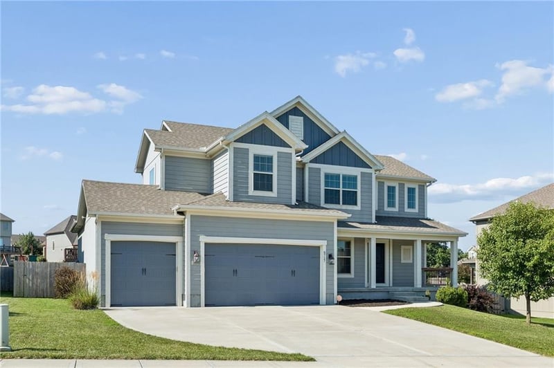 6717 104th Ter, Kansas City, MO 64154