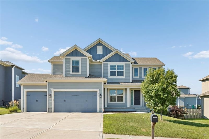 6717 104th Ter, Kansas City, MO 64154