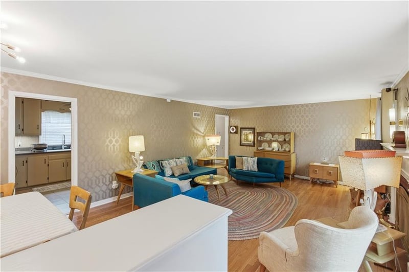 7010 W 65th Ter, Overland Park, KS 66202