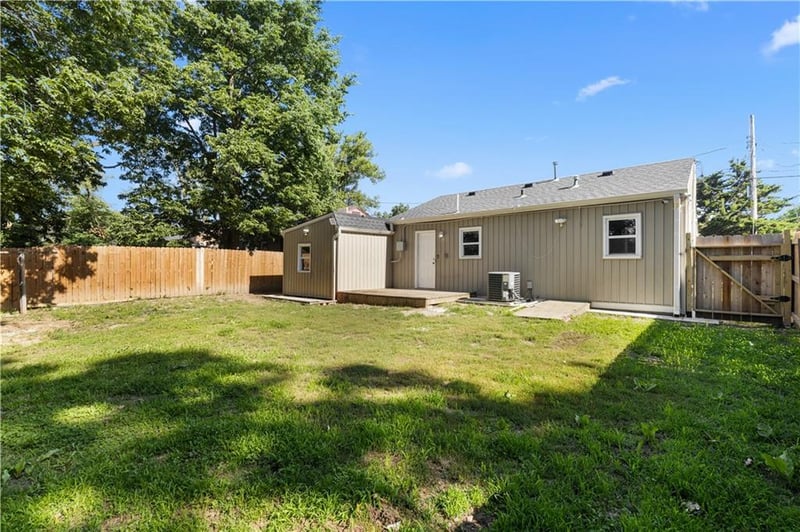 1018 Mildred St, Kansas City, KS 66104