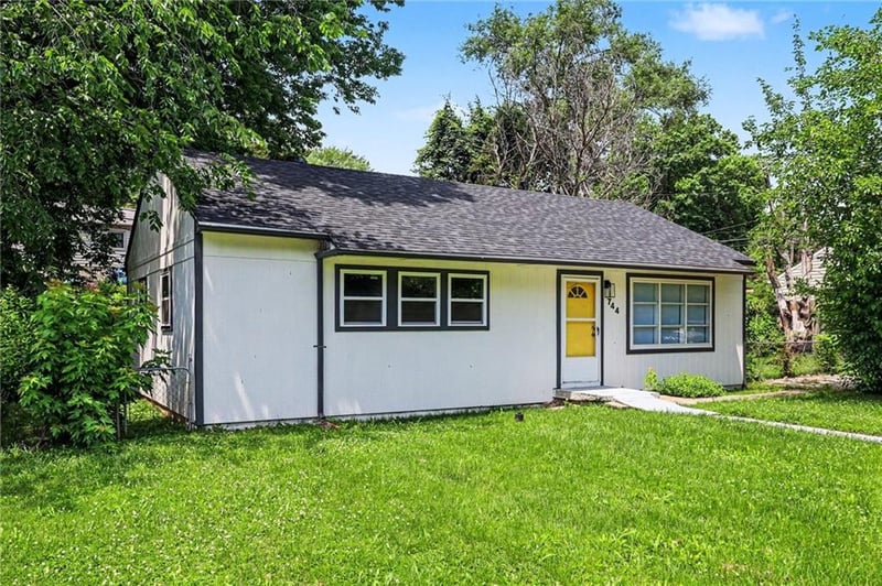 744 82nd St, Kansas City, KS 66112