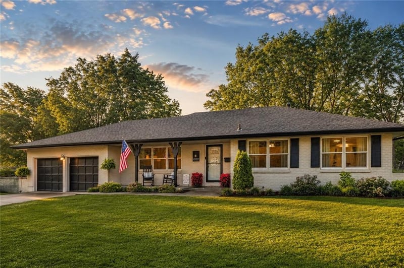 6107 Harvard Ave, Raytown, MO 64133