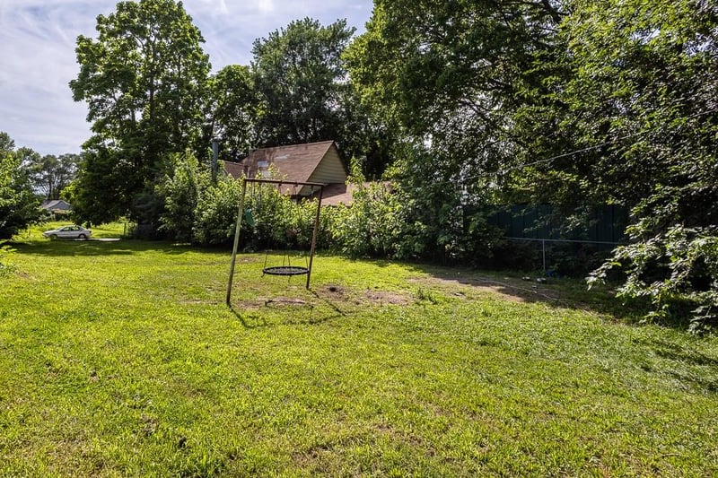 211 Nebraska Ave, St Joseph, MO 64504